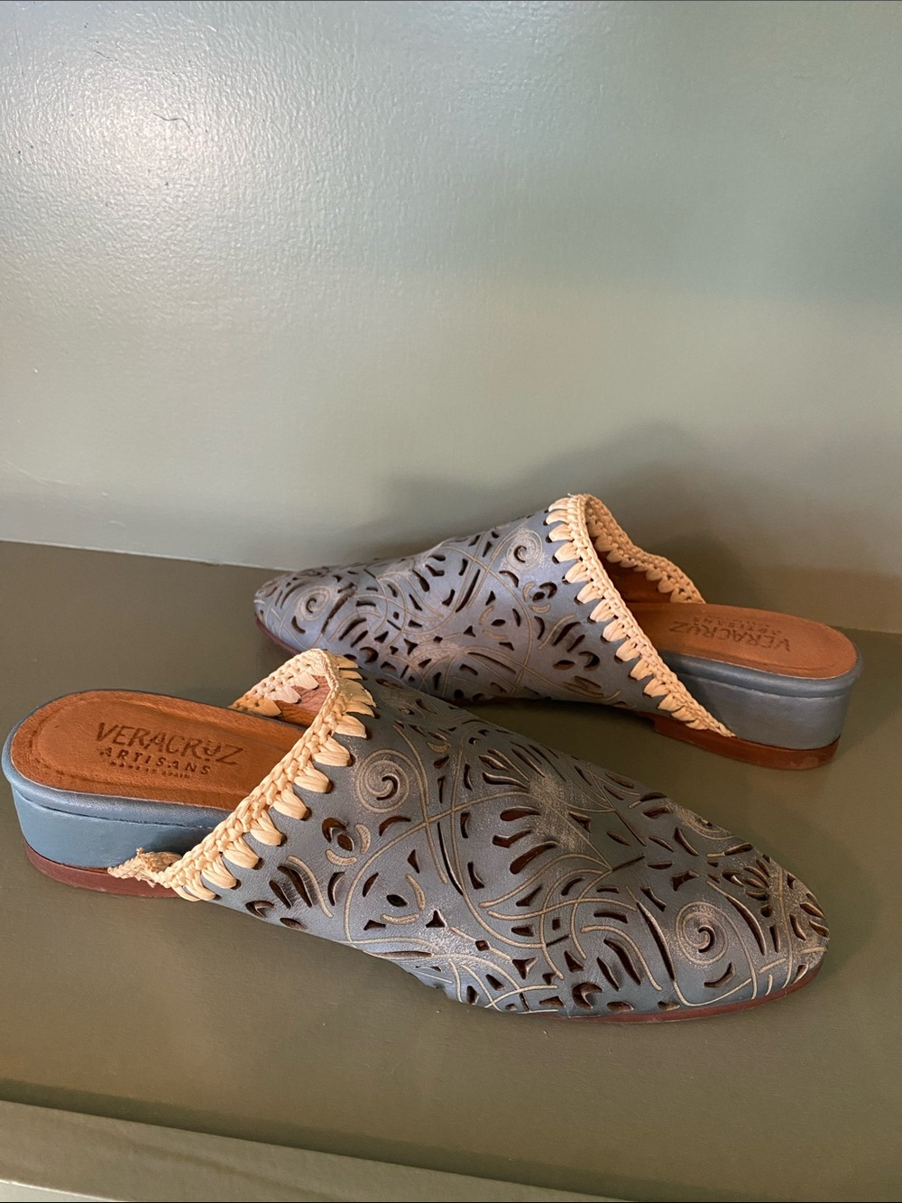 Vera Cruz Artisan Distressed Leather Slip-On Mules with Cream Trim - Picture 6 of 9
